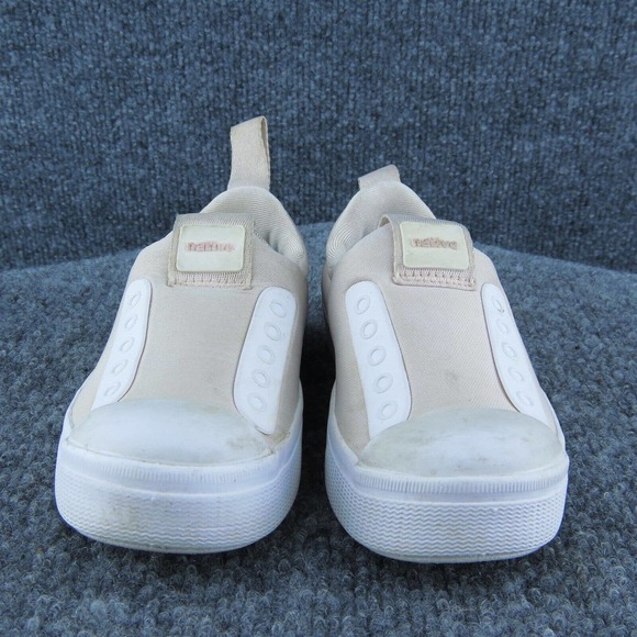 Native‎ Girls Sneaker Shoes Beige Fabric Slip On Size T 6 Medium - Picture 2 of 7
